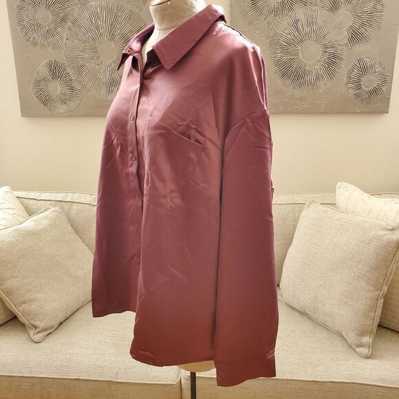 Love, Fire Satin Button-Down Blouse sz 2x - Picture 4 of 11